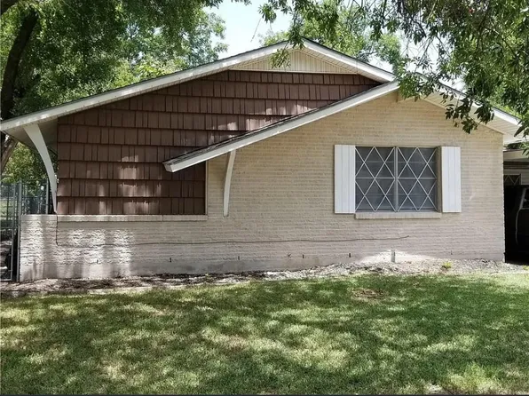 4310 Birch Dr, Mesquite, TX 75150
