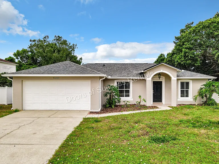 1440 Tune Ave — Photo 1