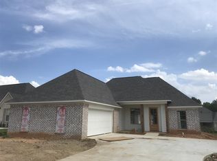 405 Buttonwood Ln, Canton, MS 39046