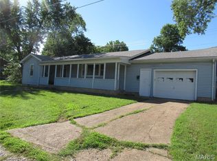 403 Marvin St, Cuba, MO 65453