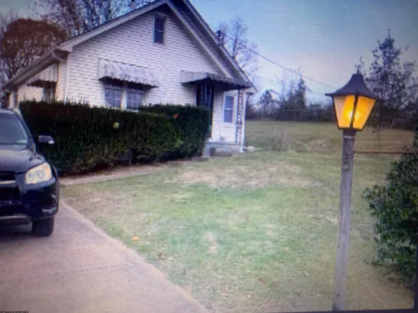 4564 S Calhoun Hwy, Grantsville, WV 26147