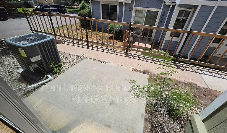 2732 Hearthwood Ln — Photo 21