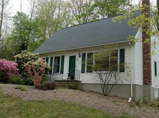 104 Stonebridge Rd, Coventry, CT 06238