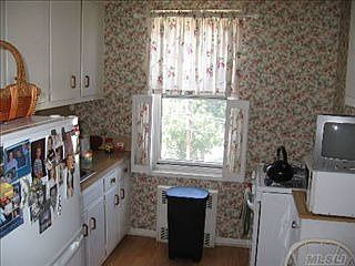 4th image of 510 Dubois Ave APT 9C