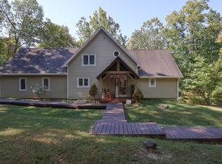 9007 Agate Ave, Nashville, IN 47448