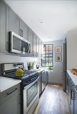 Rented by Bohemia Realty Group | media 7