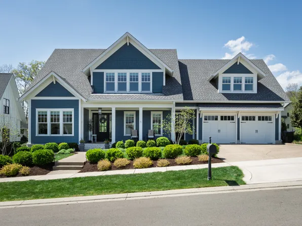 8776 Belladonna Dr, College Grove, TN 37046