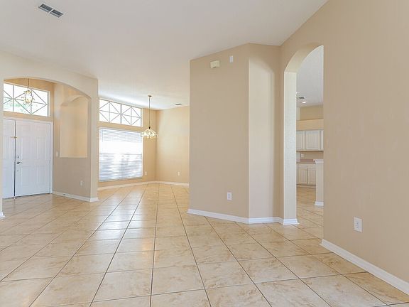 4th image of 6910 Cohasset Cir