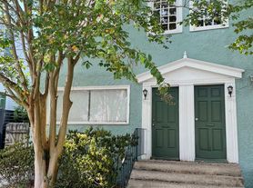 2336-40 Wirth Pl, New Orleans, LA