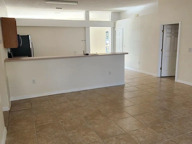 1807 Edith St NE — Photo 13