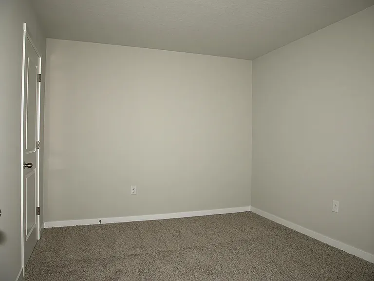 303 Ember Dr — Photo 9