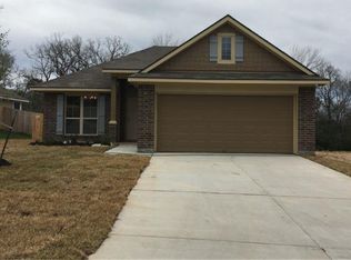 155 Doe Run Dr, Huntsville, TX 77320