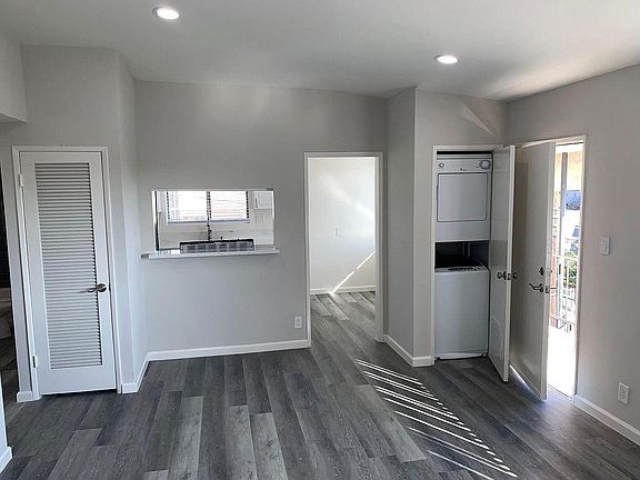 2nd image of 1633 Micheltorena St #7