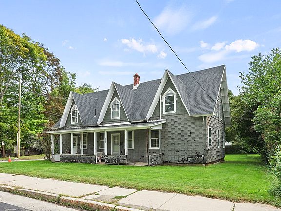 3rd image of 340-342 Wahconah St