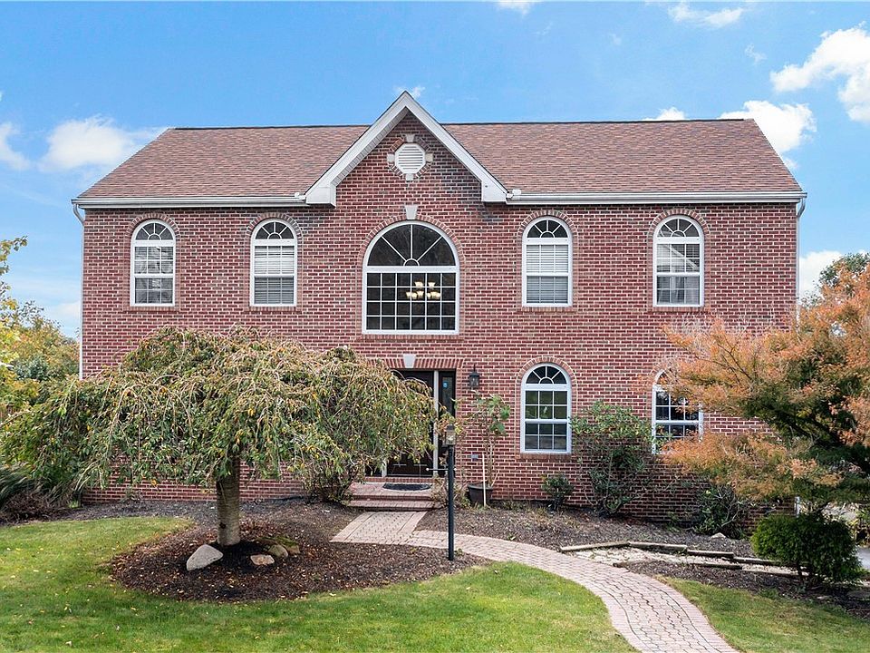1st image of 111 Lilac Ct