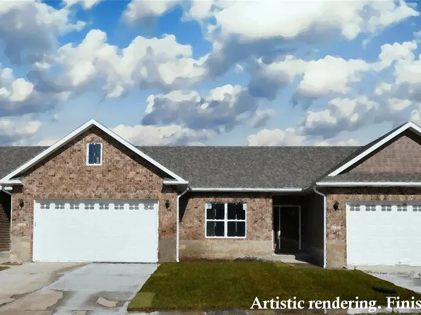 7151 Remington Villa Dr, Maryville, IL 62062