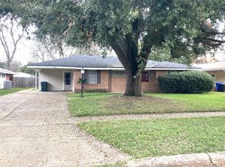 826 E River Rd, Shreveport, LA 71105