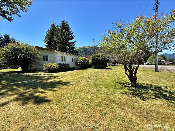 5th image of 1521 Main Avenue #A