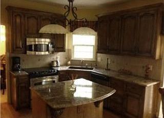 3rd image of 8000 W 144th St