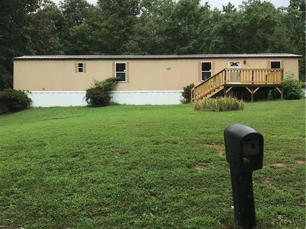 366 Sherwood Dr, Lexington, NC 27292