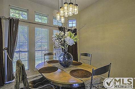 3rd image of 3407 Los Alamos Ln