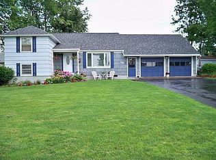 286 North Dr, Rochester, NY 14612