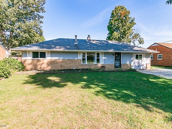 2nd image of 7587 Primrose Dr