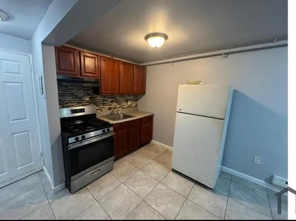 202 Brookdale Ave, Newark, NJ