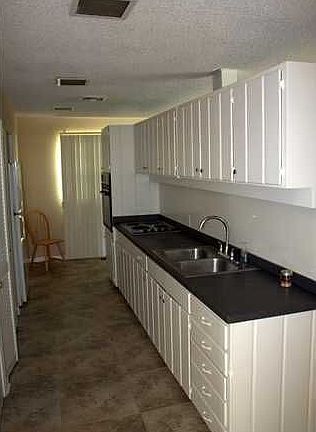 3rd image of 6031 Audubon Dr