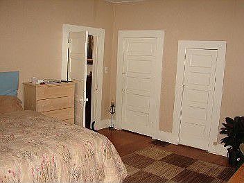 bedroom-master