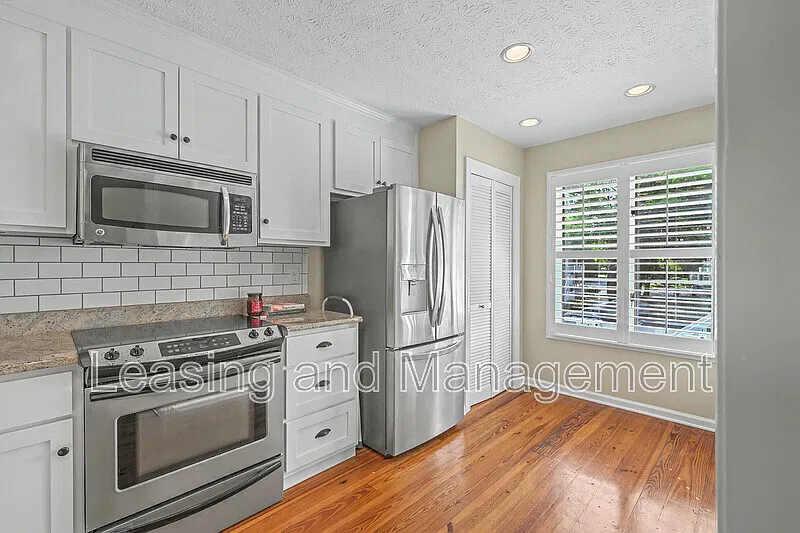 2 bed, 2.0 bath, 1000 sqft, $2,580 — Photo 4