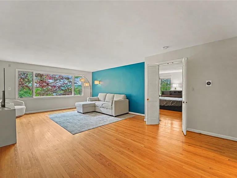 102 Corson Pl — Photo 20