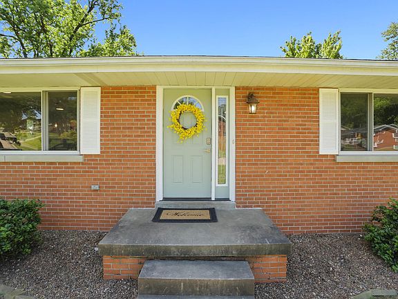 4th image of 5607 Twickingham Dr