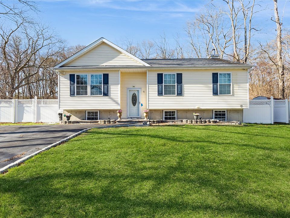 1st image of 7 Baldwin Court