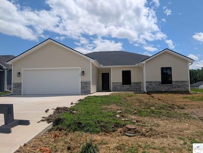 302 E Jamestown Dr, Clinton, MO, 64735