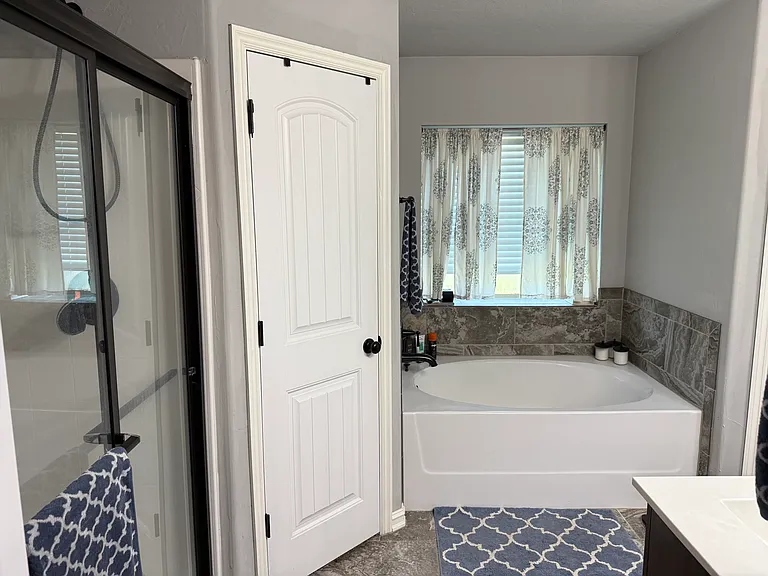 14638 Maple Ave — Photo 19