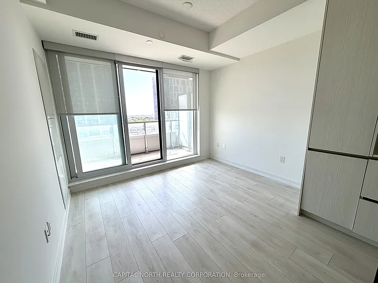 225 Sumach St S #1801 — Photo 10