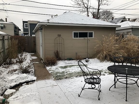 3rd image of 3721 N Christiana Ave