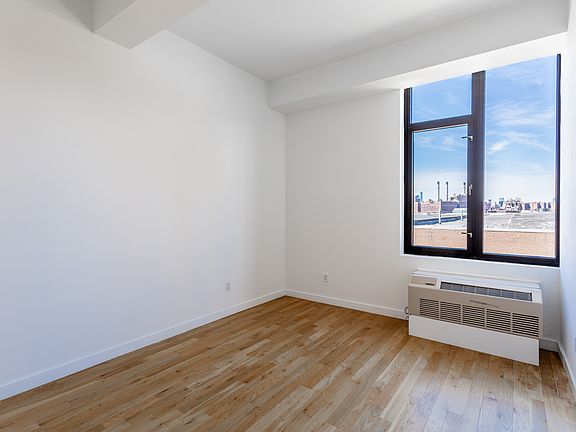 3rd image of 122 West St APT 3E