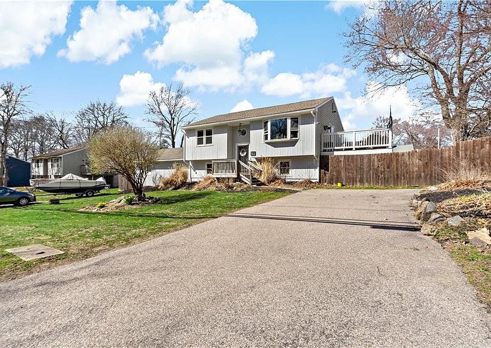 61 Mettatuxet Rd, Narragansett, RI 02882 Zillow