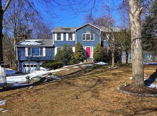 54 Hunter Ridge Rd, Monroe, CT 06468