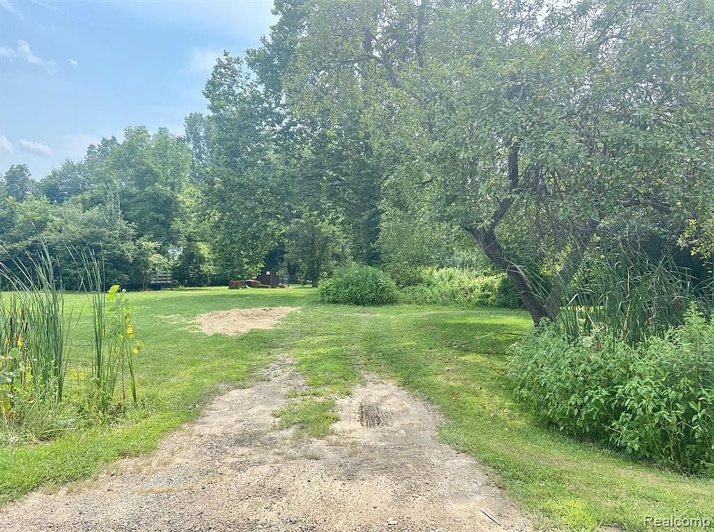 22160 Bell Rd, New Boston, MI 48164 Zillow