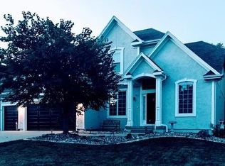 5212 W 163rd St, Overland Park, KS 66085
