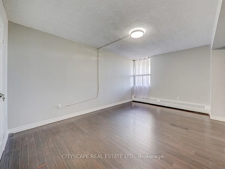25 Sunrise Ave #914 — Photo 10