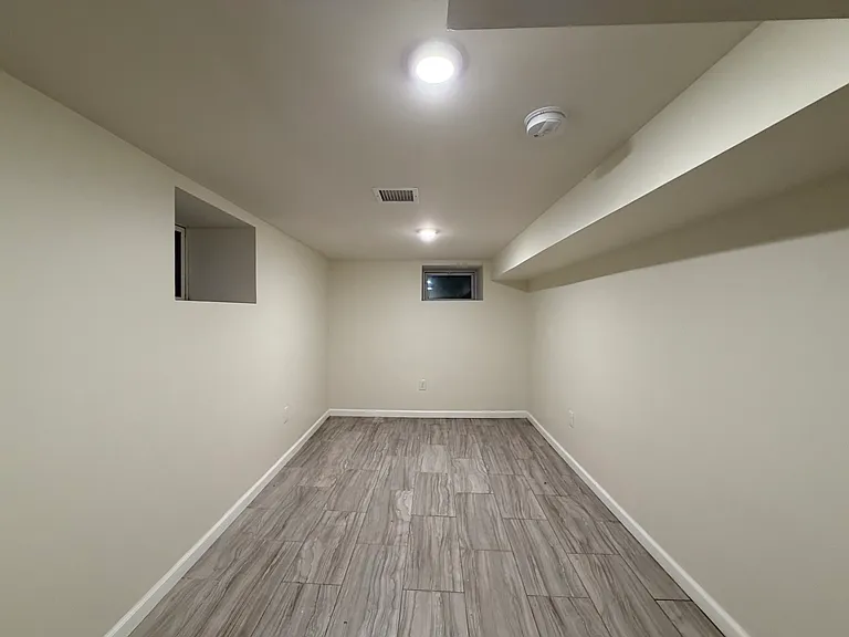 198 Danforth Ave #1 — Photo 7