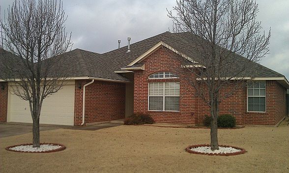 1st image of 727 E Elder Ln