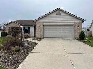 5115 Windy Knoll Ct, Fort Wayne, IN 46809