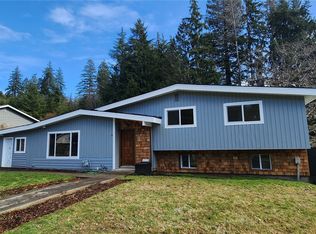 624 N 6th St, Montesano, WA
