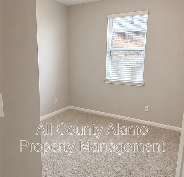 420 Chaste Tree Dr — Photo 8