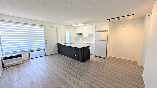 1670 Kalakaua Ave #702 Photo 1
